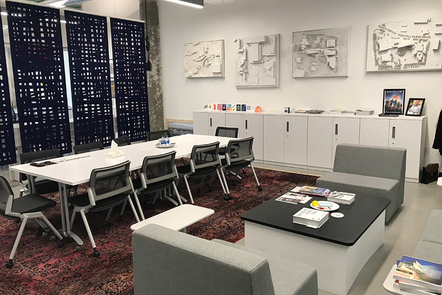 Simpson Center at the UC 1819 Building, Meeting Area